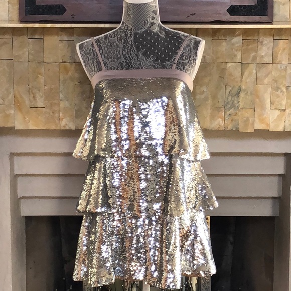 Tea & Cup Dresses & Skirts - Tea & Cup New with tag silver sequin tiered dress